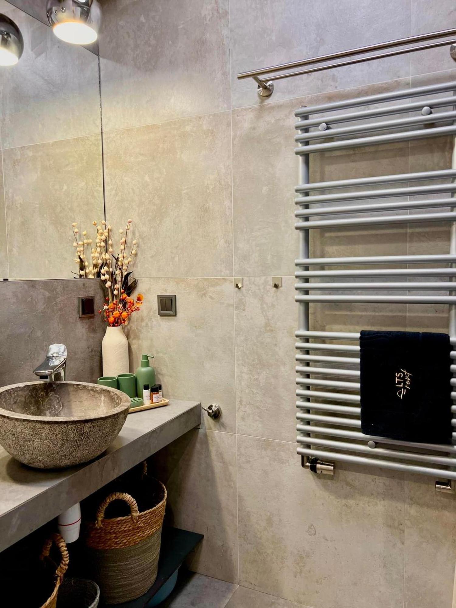 Lts Rent Luxury&Comfortable Etno Loft Old Town Free Parking غدانسك المظهر الخارجي الصورة